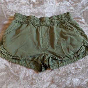 American eagle shorts.